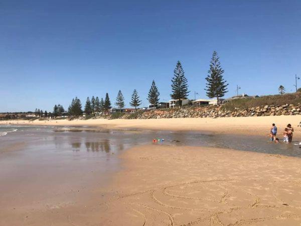 Christies Beach Tourist Park 외부 사진